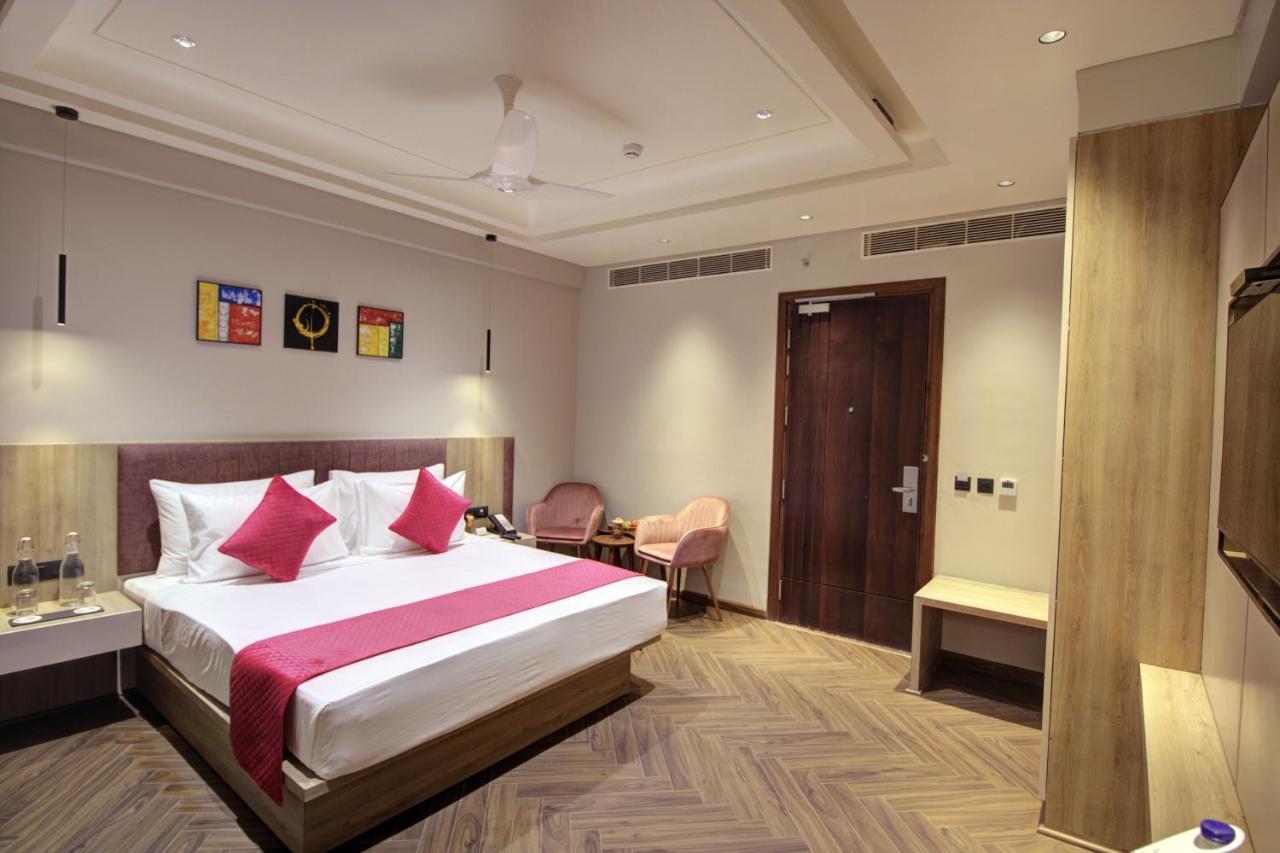 Cygnett Collection K K Hotel Faizābād Zewnętrze zdjęcie